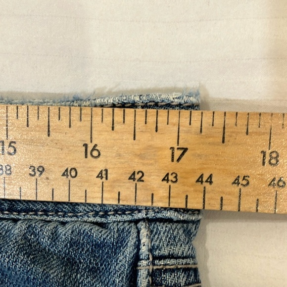 Billabong size 11 Jean Mini Skirt Casual Chic waist 34.5” - Picture 13 of 16